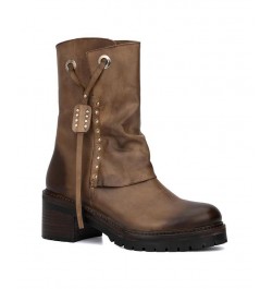 Women's Madeline Boot Tan/Beige $34.00 Shoes