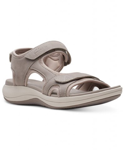 Women's Cloudsteppers Mira Bay Strappy Sport Sandals Tan/Beige $37.40 Shoes