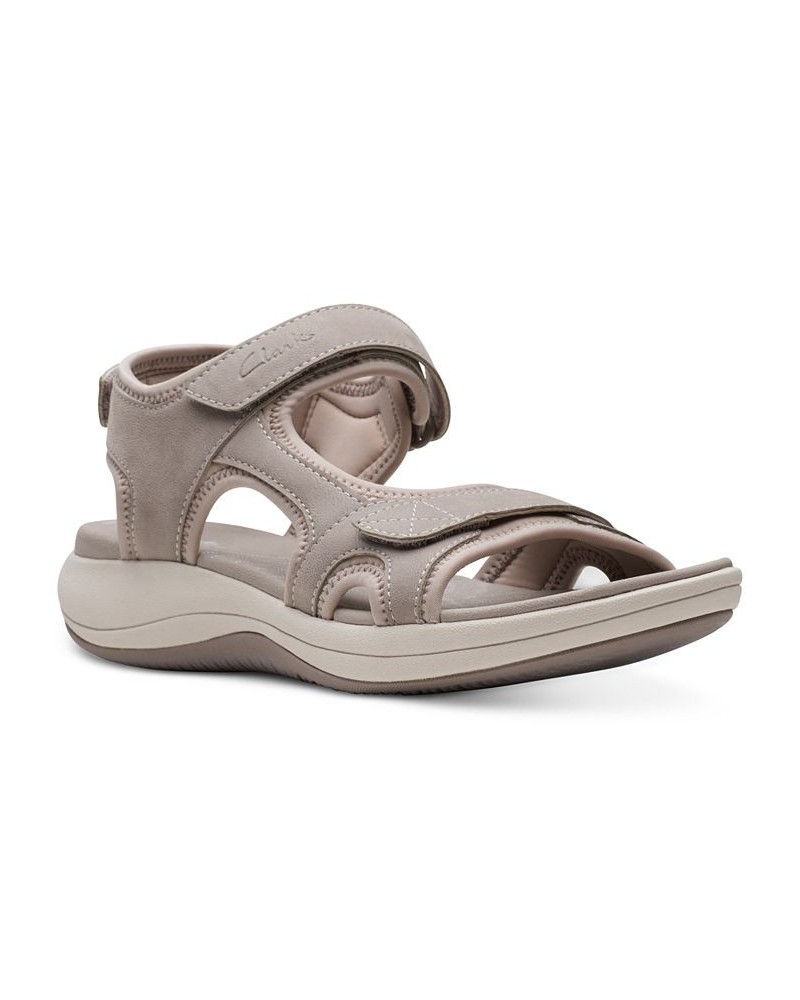 Women's Cloudsteppers Mira Bay Strappy Sport Sandals Tan/Beige $37.40 Shoes