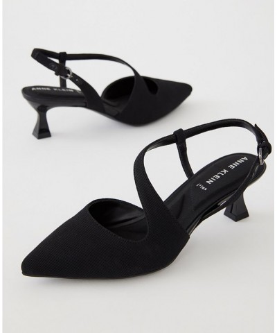 Women's Izzi Sculpted and Kitten Heel Pump PD02 $38.95 Shoes