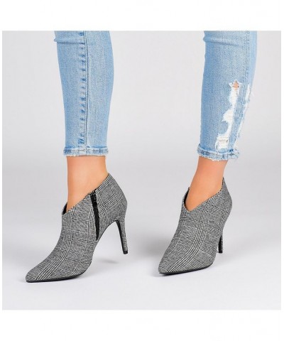 Women's Demmi Bootie Heather Gr $45.00 Shoes